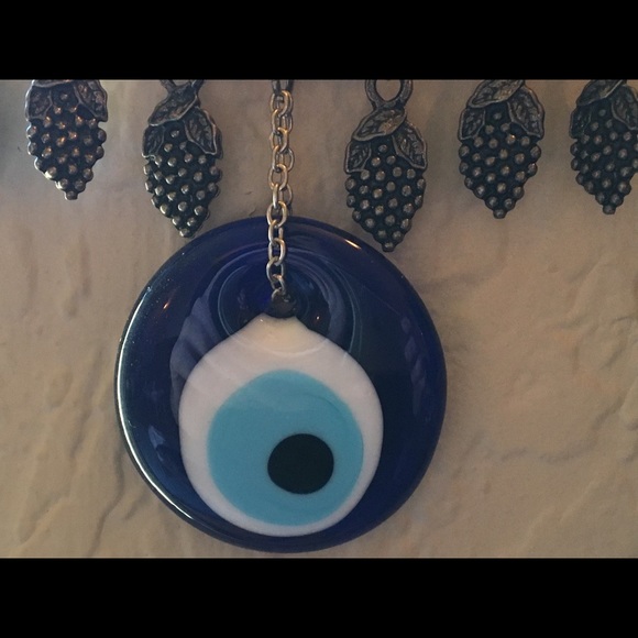 Meet the Posher - Picture 4 of 6